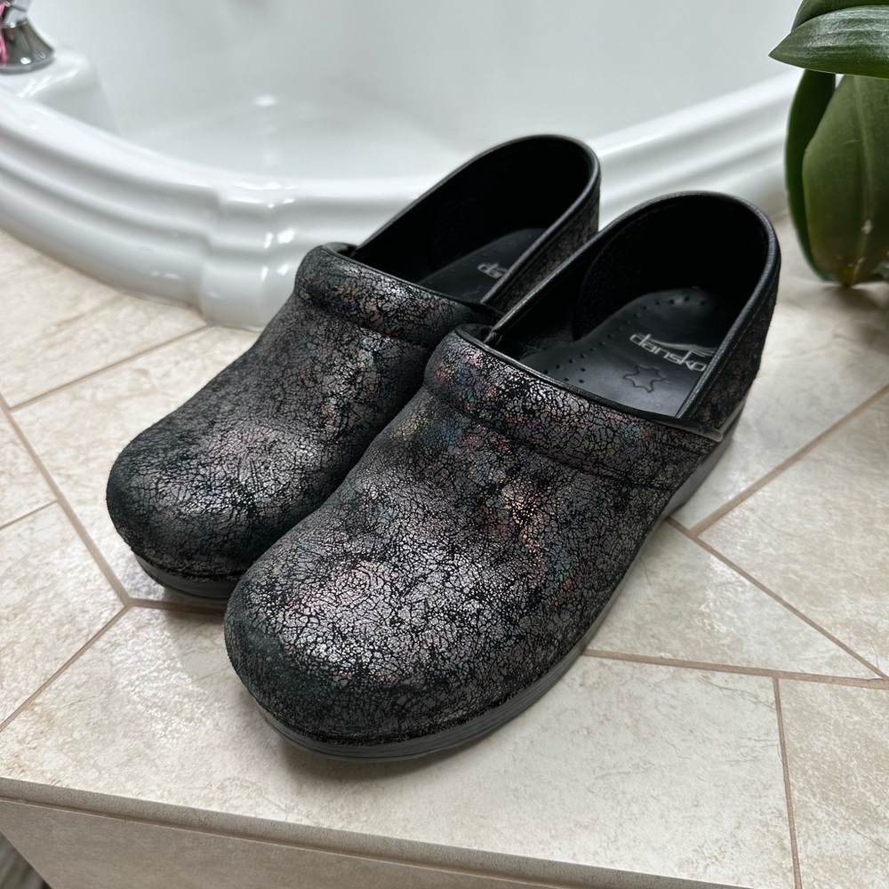 Dansko Clogs size 39
